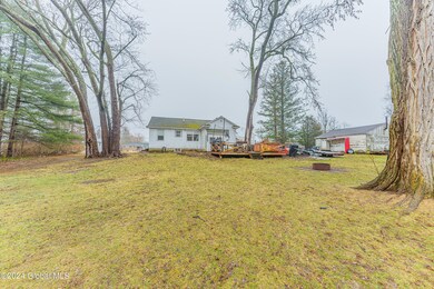 Yard 7