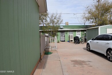 902 E 2nd St, Winslow, AZ 86047 - photo 4