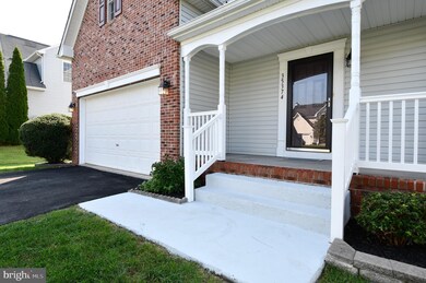 35374 Hawks Nest Ct, Locust Grove, VA 22508 - photo 2