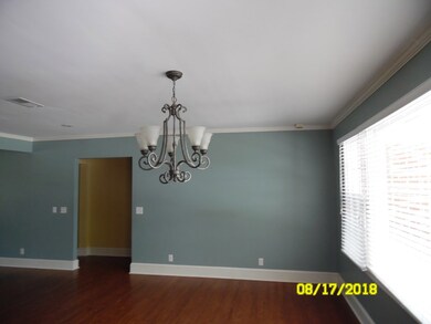 1001 Chester Ave N, Douglas, GA 31533 - photo 4