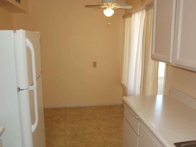 17015 N Pinion Ln, Sun City, AZ 85373 - photo 4