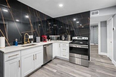 601 E 7th St unit 9, Houston, TX 77007 - photo 6