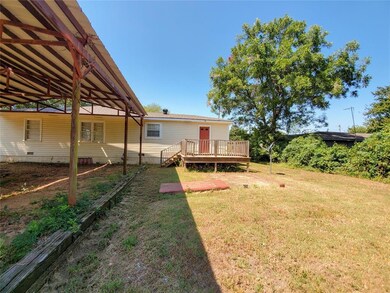 1011 N Rangeline St, Tecumseh, OK 74873 - photo 7