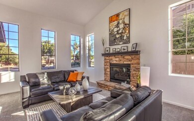LIVING RM
