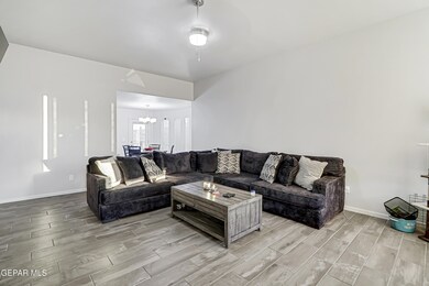 824 Paseo Dulce Ave, Horizon City, TX 79928 - photo 6