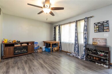 1500 Hackley Ave, Des Moines, IA 50315 - photo 6