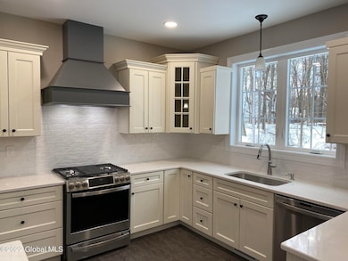 1 Kelts Farm Rd, Niskayuna, NY 12309 - photo 4