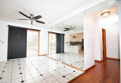 5430 Bartlett Rd, Bedford, OH 44146 - photo 7