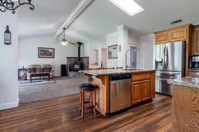 Kitchen - Family Room