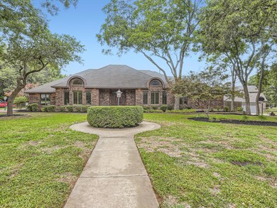 3800 Montecito Dr, Denton, TX 76205 - photo 2