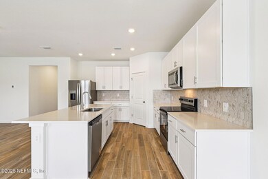 16 Oconee Dr, Palm Coast, FL 32137 - photo 4