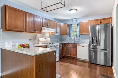 5305 Newport Dr unit 3, Lisle, IL 60532 - photo 7