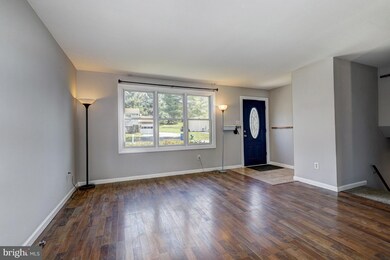 7278 Pommel Dr, Sykesville, MD 21784 - photo 3