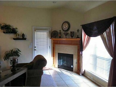 Living Room. Gas Fireplace