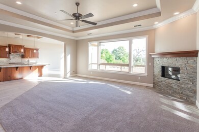 2113CadjewSt-MLS-4