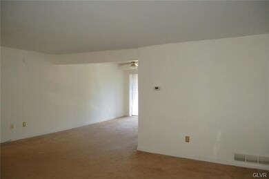 1580 Alta Dr unit C4, Whitehall, PA 18052 - photo 4