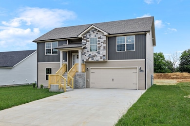 579 Liberty Park, Clarksville, TN 37042 - photo 2