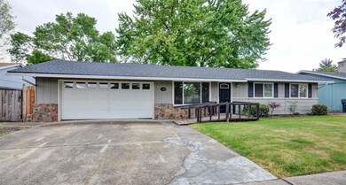 1426 Pleasant St, Medford, OR 97504 - photo 5