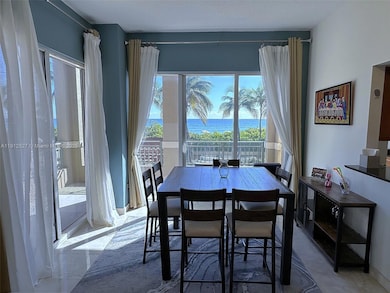 10 ft tall ceilings, with direct ocean view