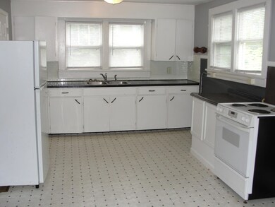 1106 Buffalo St, Johnson City, TN 37604 - photo 4