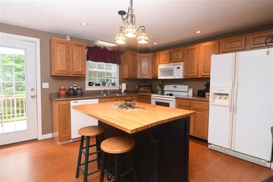 85 Meredith Ln, Center Barnstead, NH 03225 - photo 6