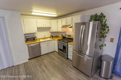 4303 Queens Way Dr, Farmington, NM 87402 - photo 2