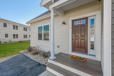 637 Gifford St unit 7A, Falmouth, MA 02540 - photo 2