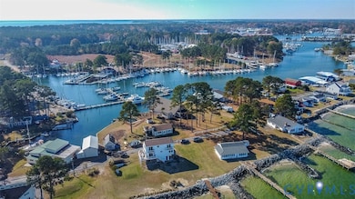 402 Riverside Dr, Deltaville, VA 23043 - photo 4