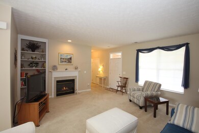 5984 Naughten Pond Dr unit 5984, Columbus, OH 43213 - photo 3