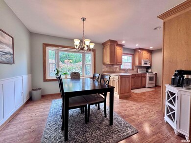 158 Penny Ln, Macomb, IL 61455 - photo 6