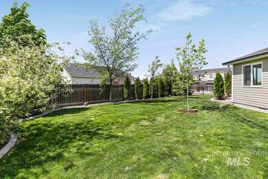 7889 E Bratton Dr, Nampa, ID 83687 - photo 5
