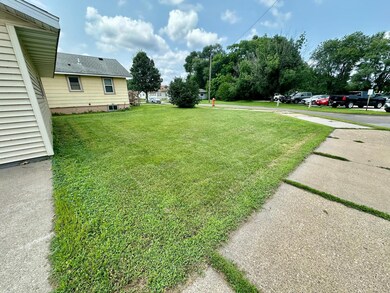 115 Hilbert St, Winona, MN 55987 - photo 4