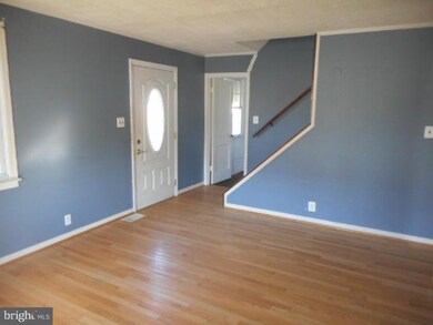 8230 Watersedge Rd, Dundalk, MD 21222 - photo 3