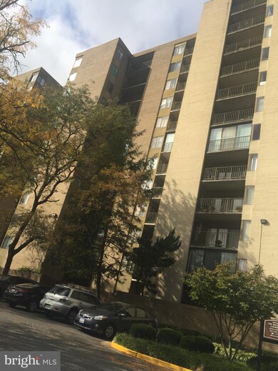 Racquet Club Condominium unit 717, Hyattsville, MD 20783 - photo 2