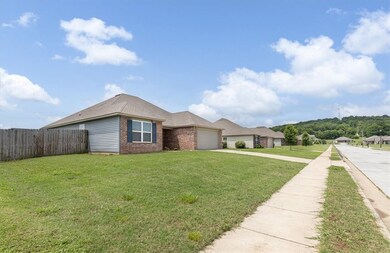 933 Ethan James St, Elkins, AR 72727 - photo 3