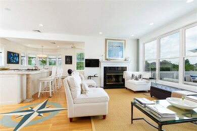 Coastal inspired living comfortable all year.  Gas