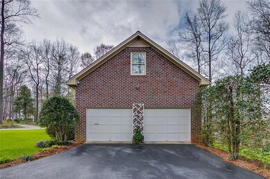 1229 Cedar Creek Dr, Asheboro, NC 27205 - photo 4