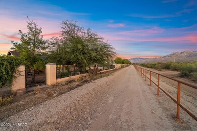 57-web-or-mls-1509 W Canyon Shadows Ln-