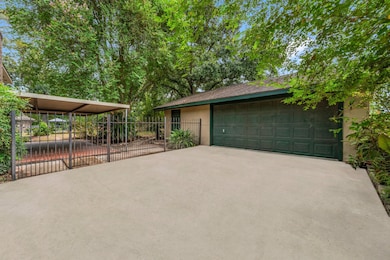 2418 Hickory Hollow Ln, Spring, TX 77386 - photo 3