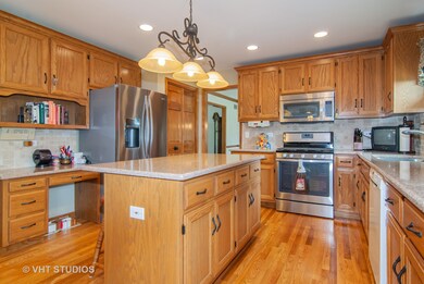 4312 Pradel Dr, Naperville, IL 60564 - photo 4