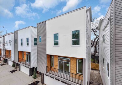 710 Link Rd unit C, Houston, TX 77009 - photo 2