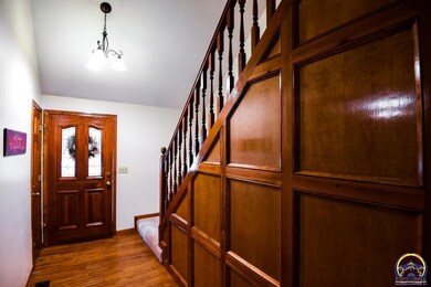 3768 SW Wood View Dr, Topeka, KS 66610 - photo 3