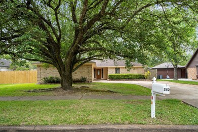 342 Dawn Hill Dr, Friendswood, TX 77546 - photo 2