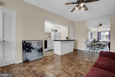 General Scott Apartments unit 705, Washington, DC 20036 - photo 5