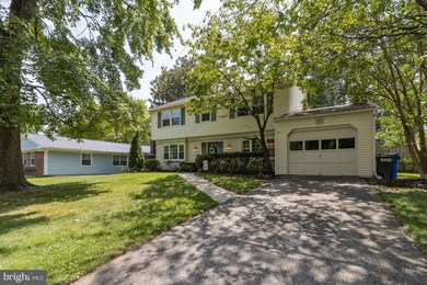 4002 Yarmouth Ln, Bowie, MD 20715 - photo 2