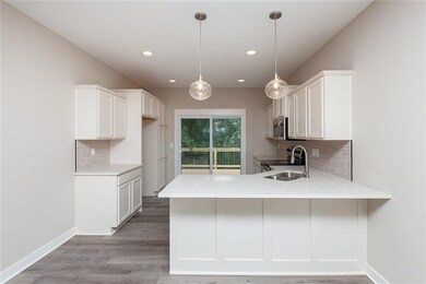 1470 Cardinal Ct, Newton, IA 50208 - photo 6