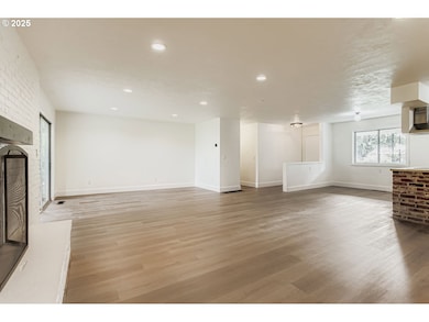 660 NE 20th Ave, Canby, OR 97013 - photo 5