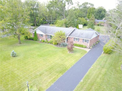 6136 Wexford Rd, Indianapolis, IN 46220 - photo 2