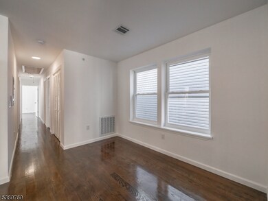 496 S 18th St, Newark, NJ 07103 - photo 6