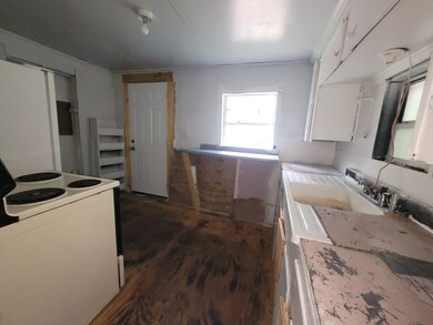 605 Hosea Dolphus Sr Ave, Lufkin, TX 75904 - photo 4